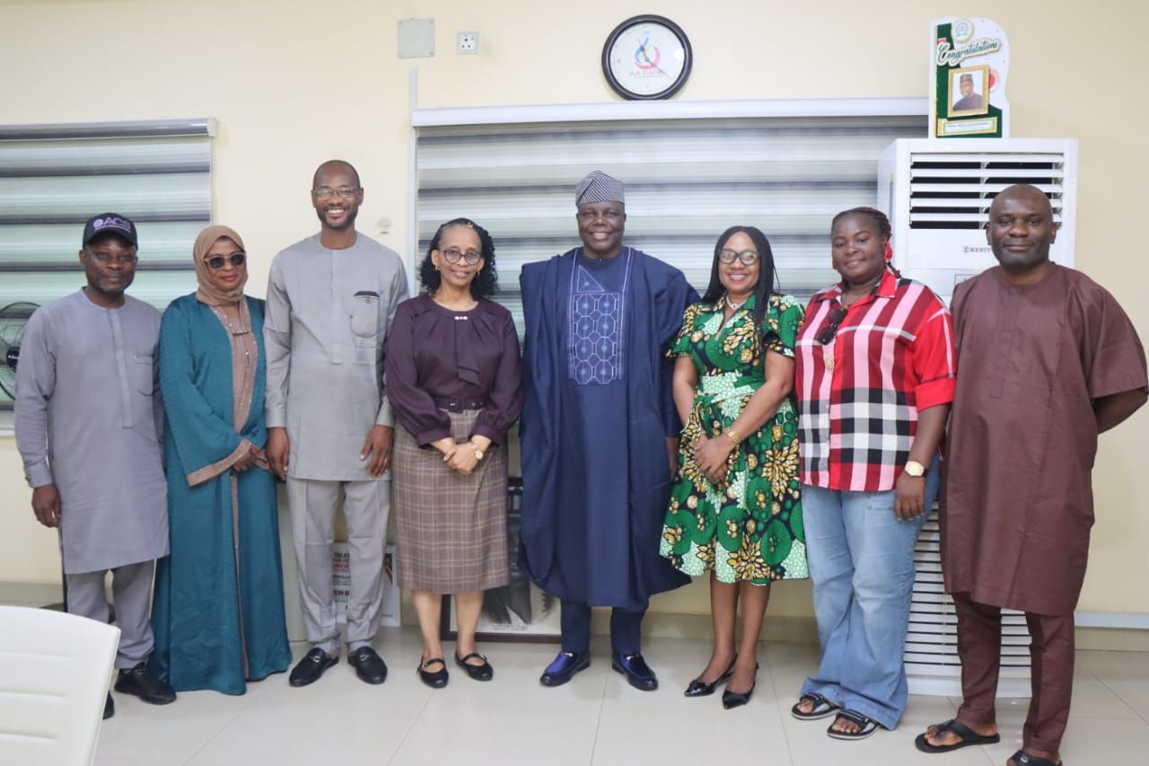 The ACS Nigeria delegation with the NBRDA Director-General