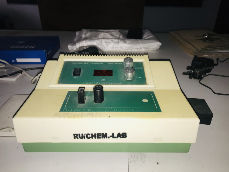 Photoelectric Colorimeter