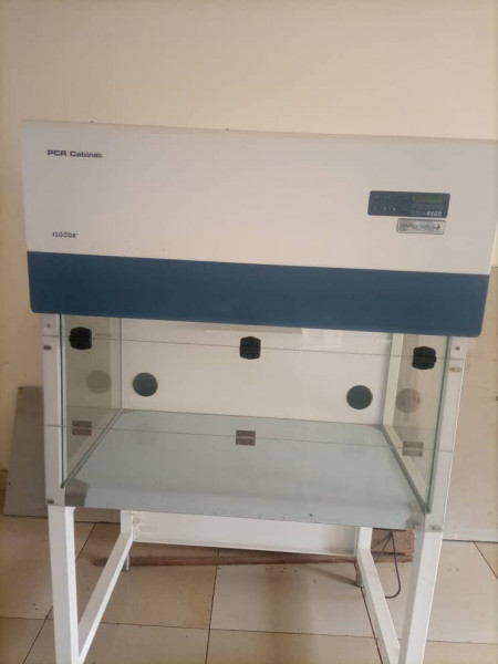 PCR cabinet laminar flow