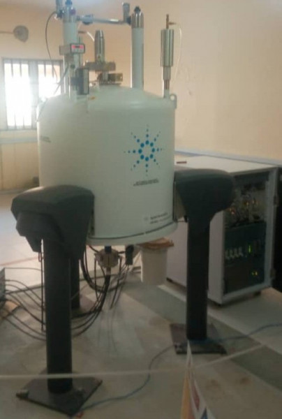 400 MHz NMR