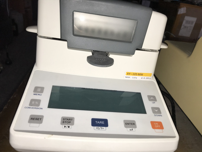 Moisture Analyzer