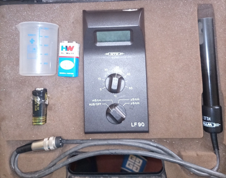 Conductivity meter