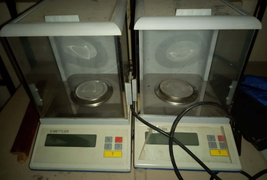 Weighing balance